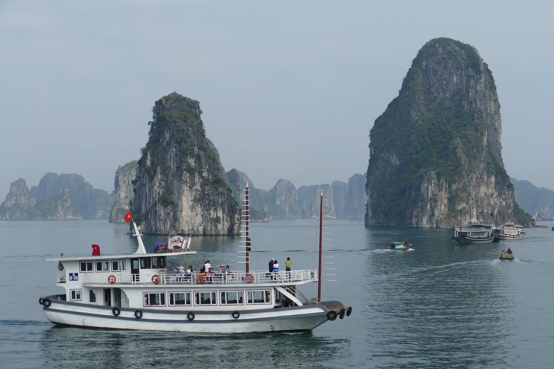 Start your visa-prepared journey with Vietnam’s vibrant glow